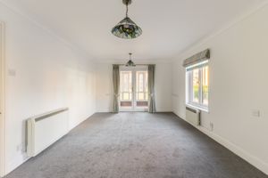 Living Room- click for photo gallery